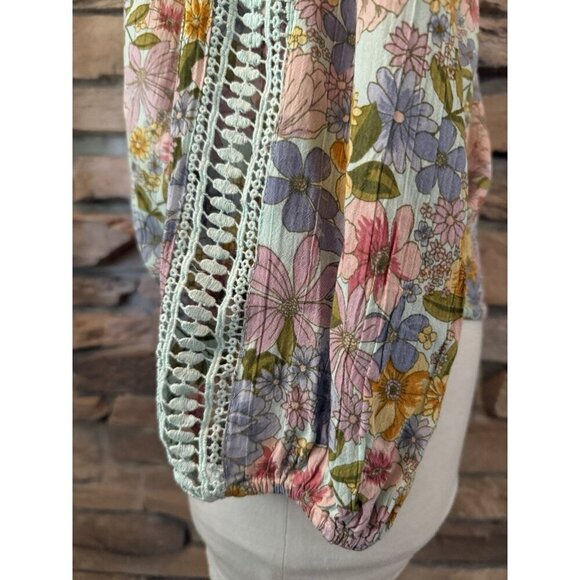 Sweetwater Wrightsville Beach Floral Peasant Blouse Women’s Sz M Boho Lace Trim - Picture 4 of 13